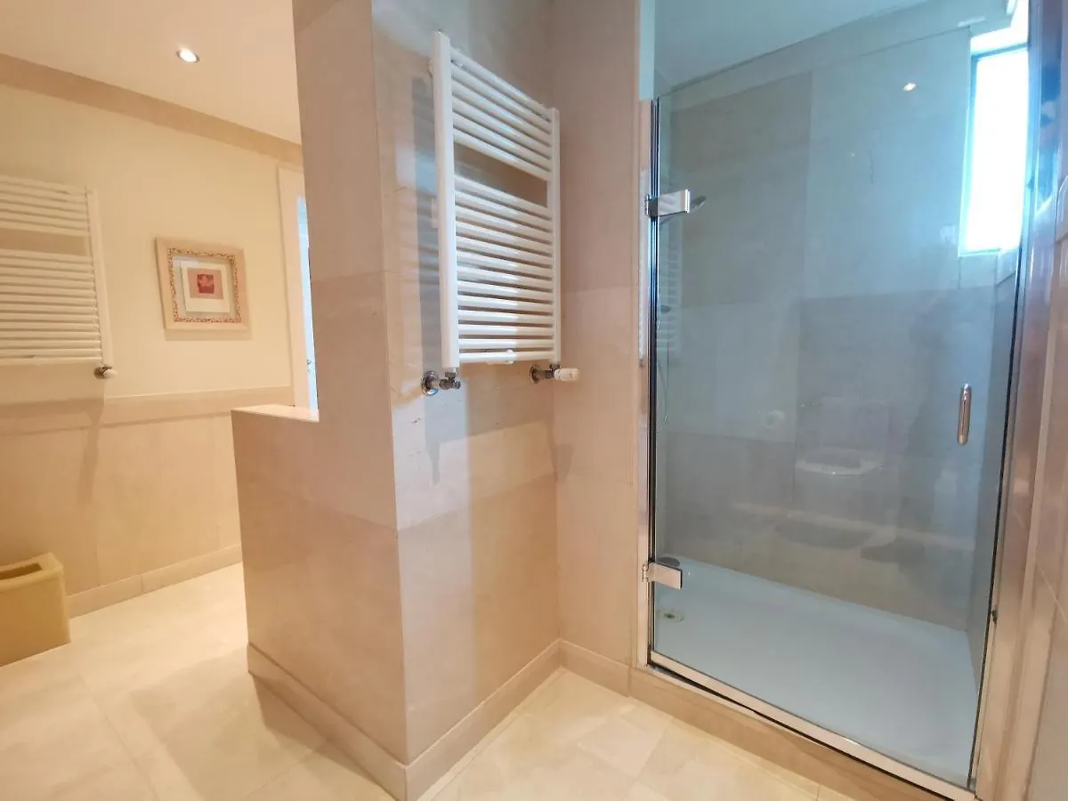 Entire Floor Parque Nacoes Prime Apartments Expo30 Lisbon Portugal