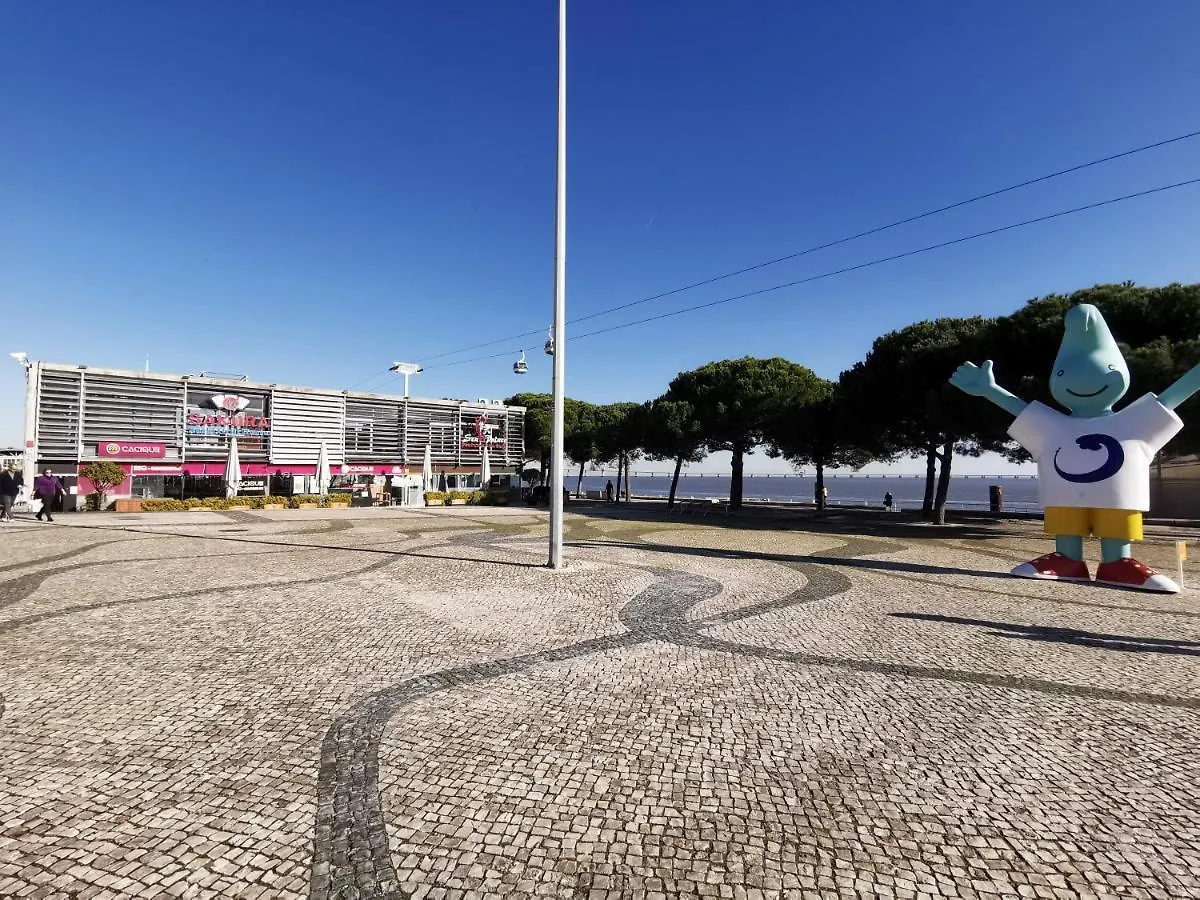 Entire Floor Parque Nacoes Prime Apartments Expo30 Lisbon Portugal